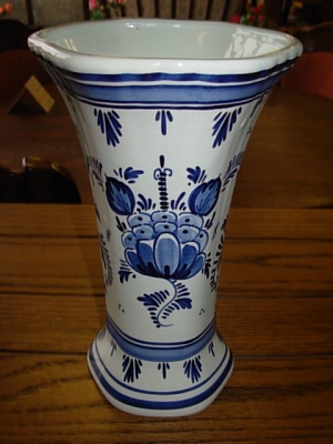 č.1304 porcelánová váza DELFT