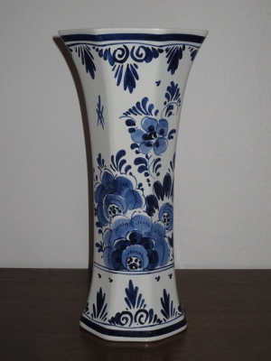 č.617 porcelánová váza DELFT