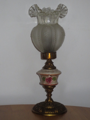 č.129 lampa stolní