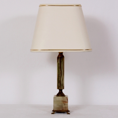 č.731 lampa stolní